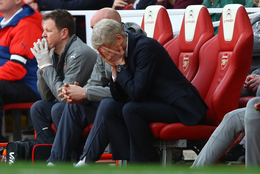 LONDON, ENGLAND - APRIL 02: Arsene Wenger, Manager of Arsenal is dejected after the Premier League match between Arsenal and Manchester City at Emirates Stadium on April 2, 2017 in London, England. (Photo by Clive Rose/Getty Images)
