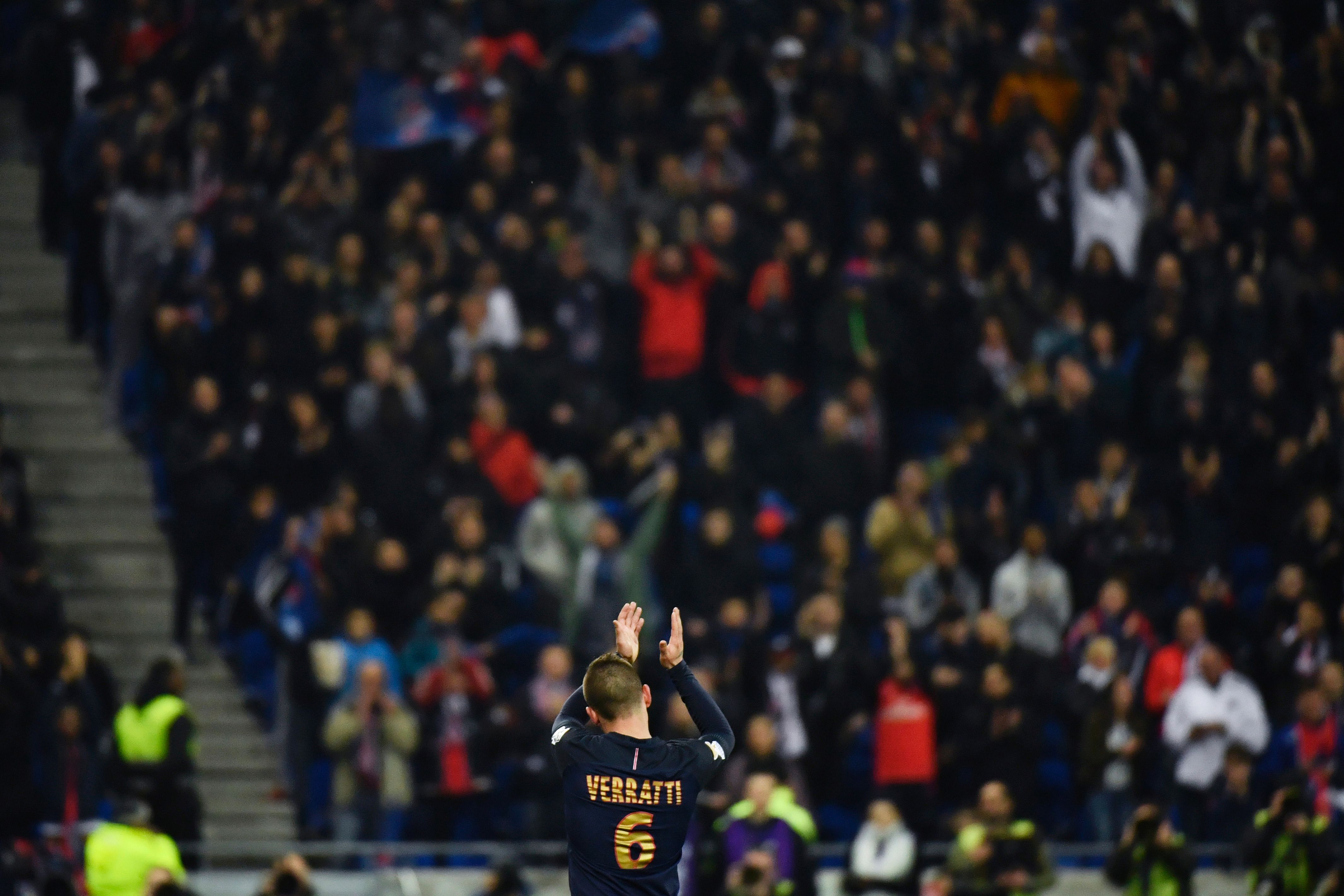 Paris Saint-Germain's Italian midfielder Marco Verratti applauds  during the French League Cup final football match between Paris Saint-Germain (PSG) and Monaco (ASM) on April 1, 2017, at the Parc Olympique Lyonnais stadium in Decines-Charpieu, near Lyon. / AFP PHOTO / Jeff PACHOUD        (Photo credit should read JEFF PACHOUD/AFP/Getty Images)