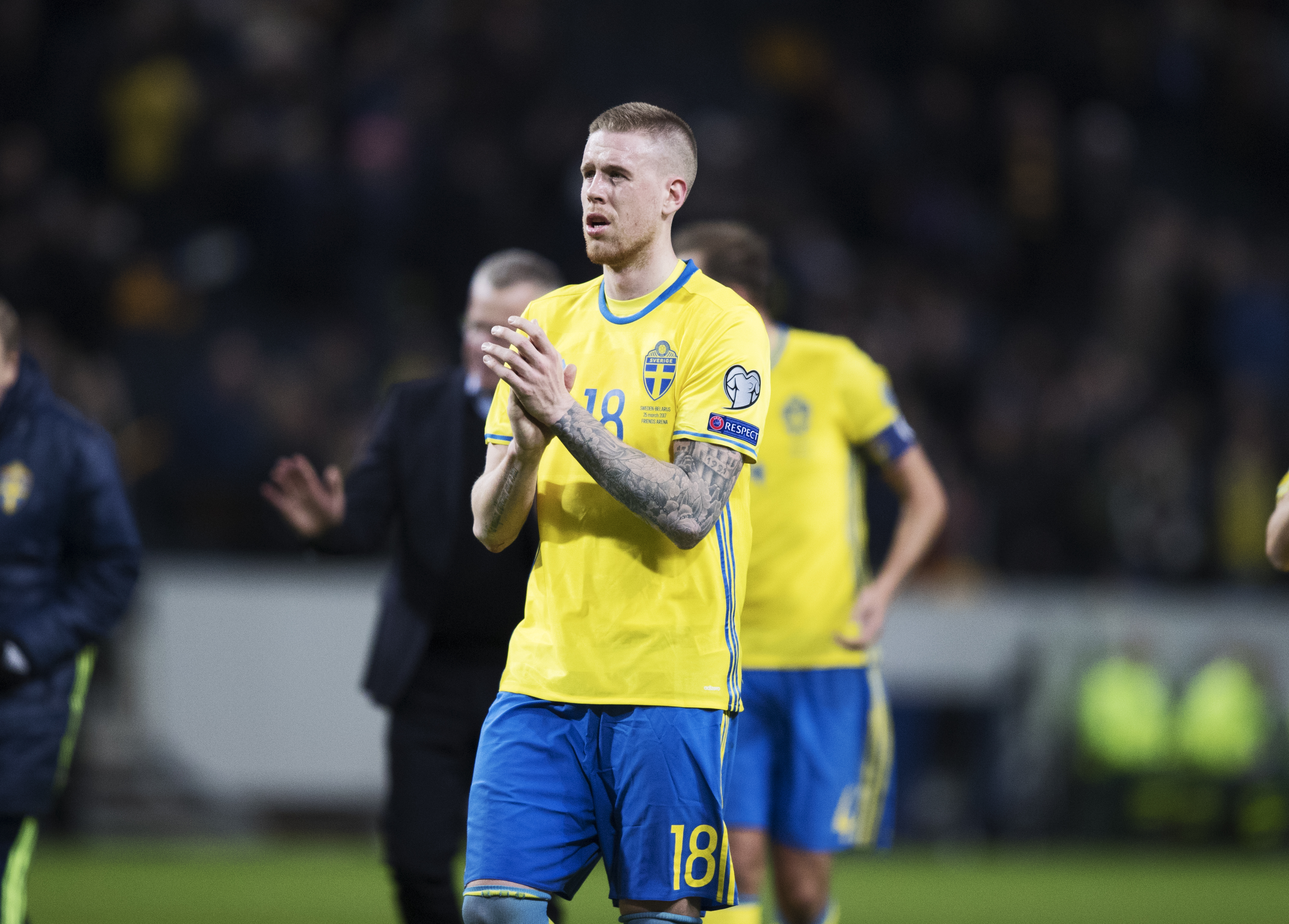 SOLNA, SWEDEN - MARCH 25: Pontus Jansson of Sweden celebrates after the victory during the FIFA 2018 World Cup Qualifier between Sweden and Belarus at Friends arena on March 25, 2017 in Solna, . (Photo by Nils Petter Nilsson/Ombrello/Getty Images)