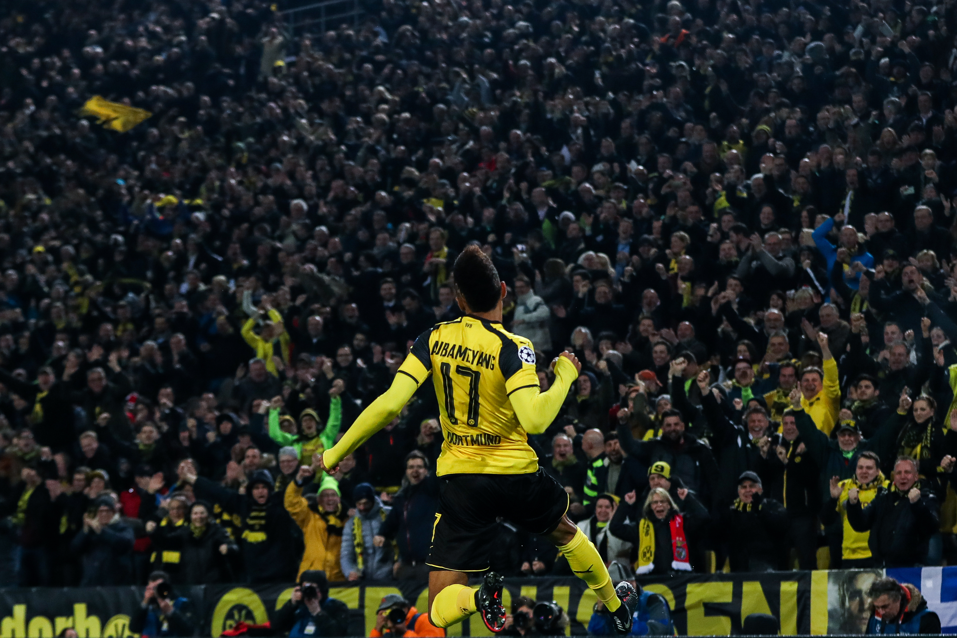 DORTMUND, GERMANY - MARCH 08: Pierre-Emerick Aubameyang of Dortmund celebrates after scoring a goal to make it 1-0 during the UEFA Champions League Round of 16 second leg match between Borussia Dortmund and SL Benfica at Signal Iduna Park on March 8, 2017 in Dortmund, Germany. (Photo by Maja Hitij/Bongarts/Getty Images)