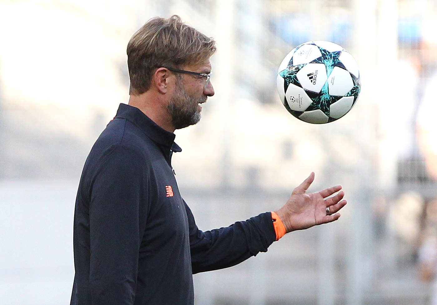 Liverpool's coach Juergen Klopp is pictured during a training session on August 14, 2017 in Sinsheim, Germany, on the eve of the Football Champions League qualifier match TSG 1899 Hoffenheim vs Liverpool FC. / AFP PHOTO / Daniel ROLAND (Photo credit should read DANIEL ROLAND/AFP/Getty Images)