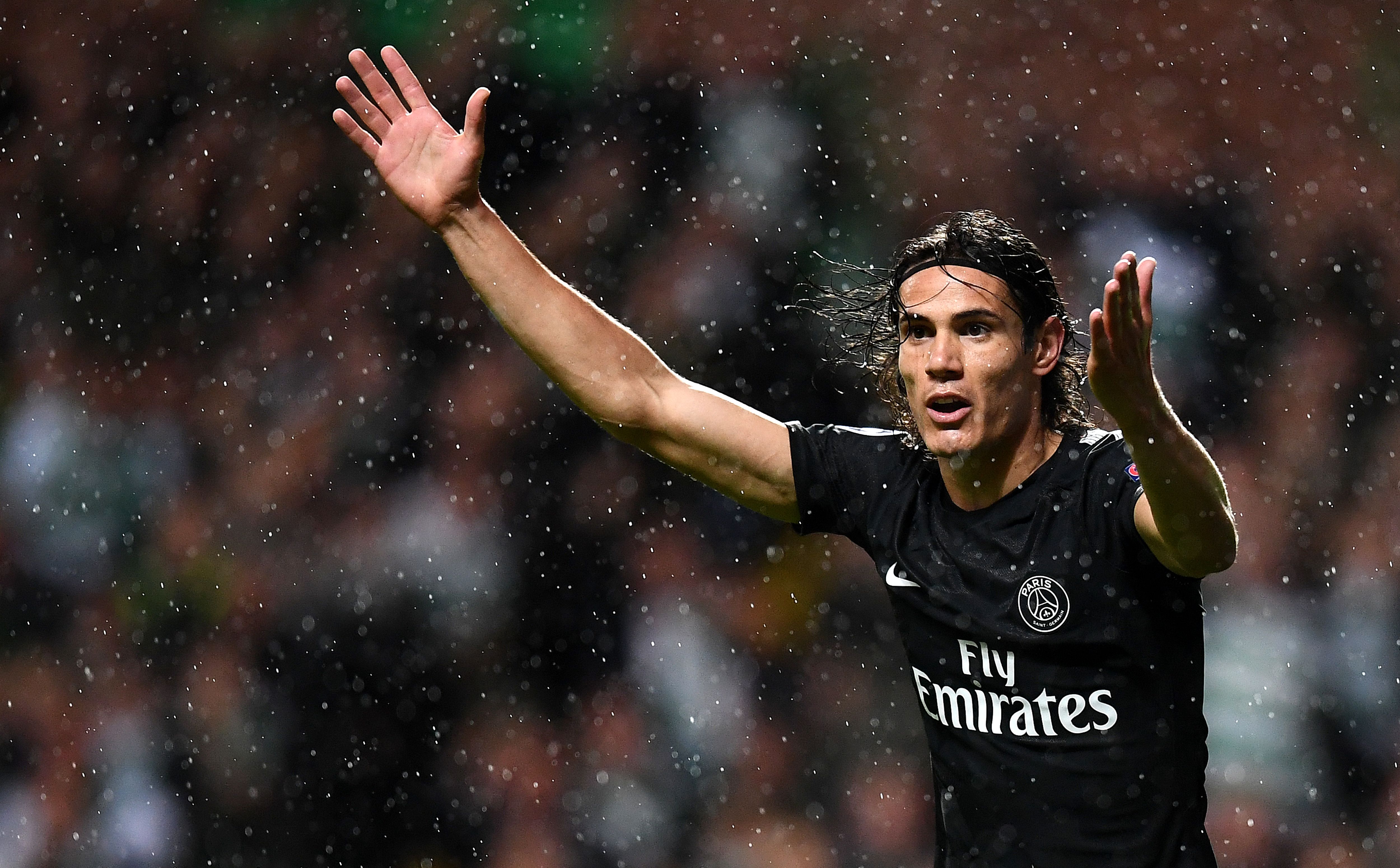 Paris Saint-Germain's Uruguayan striker Edinson Cavani reacts during the UEFA Champions League Group B football match between Celtic and Paris Saint-Germain (PSG) at Celtic Park in Glasgow, on September 12, 2017.
PSG won the game 5-0. / AFP PHOTO / Franck FIFE (Photo credit should read FRANCK FIFE/AFP/Getty Images)