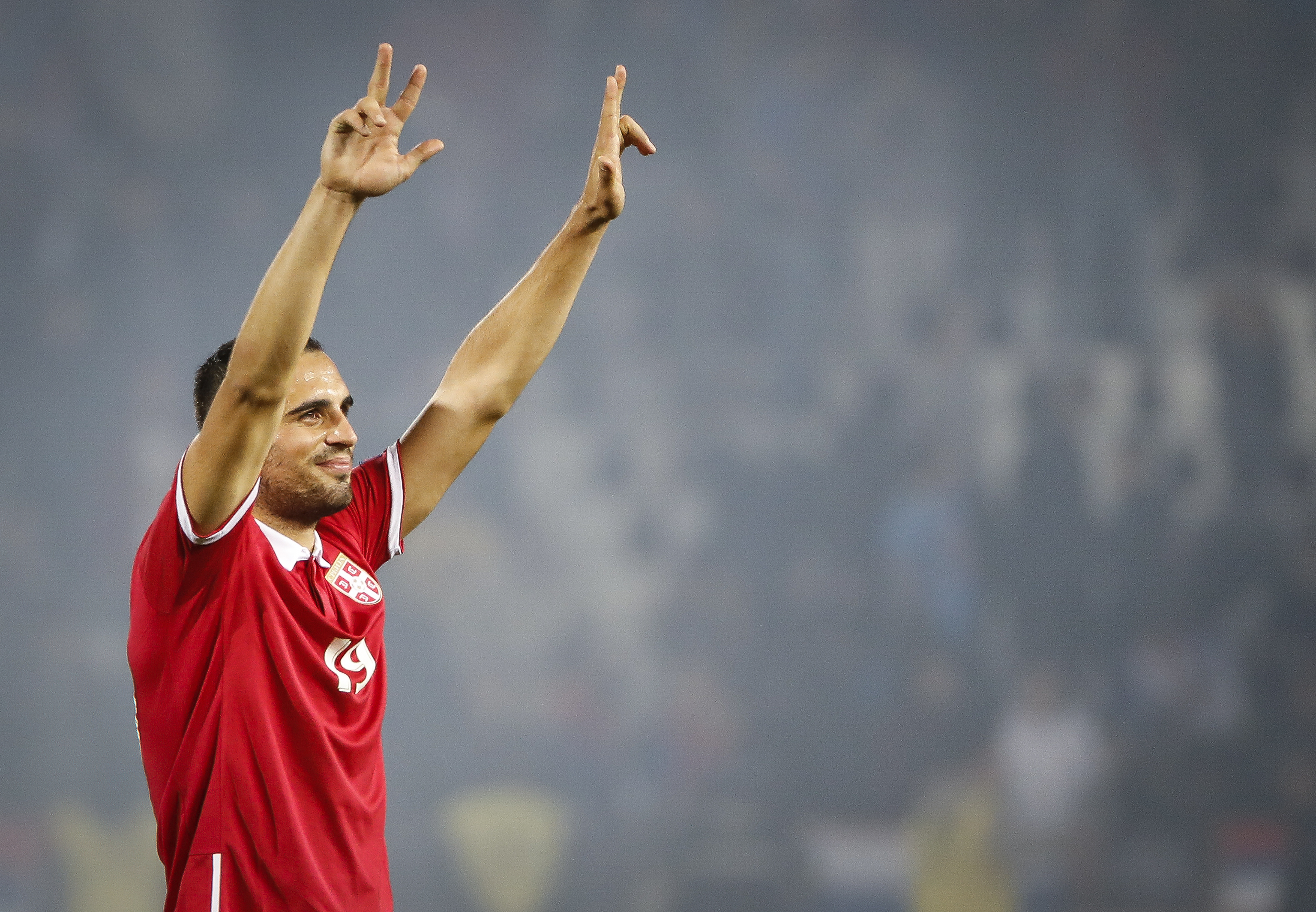 BELGRADE, SERBIA - OCTOBER 09: Nikola Maksimovic of Serbia celebrates the victory after FIFA 2018 World Cup Qualifier between Serbia and Georgia at stadium Rajko Mitic on October 9, 2017 in Belgrade. (Photo by Srdjan Stevanovic/Getty Images)