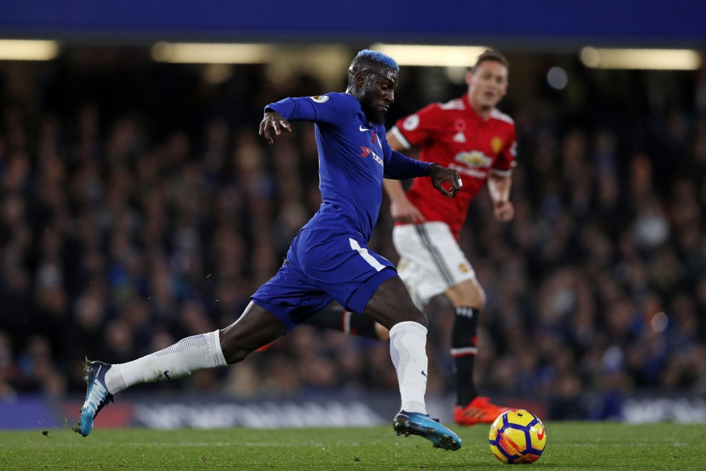 Chelsea's French midfielder Tiemoue Bakayoko controls the ball during the English Premier League football match between Chelsea and Manchester United at Stamford Bridge in London on November 5, 2017. / AFP PHOTO / Adrian DENNIS / RESTRICTED TO EDITORIAL USE. No use with unauthorized audio, video, data, fixture lists, club/league logos or 'live' services. Online in-match use limited to 75 images, no video emulation. No use in betting, games or single club/league/player publications. / (Photo credit should read ADRIAN DENNIS/AFP/Getty Images)
