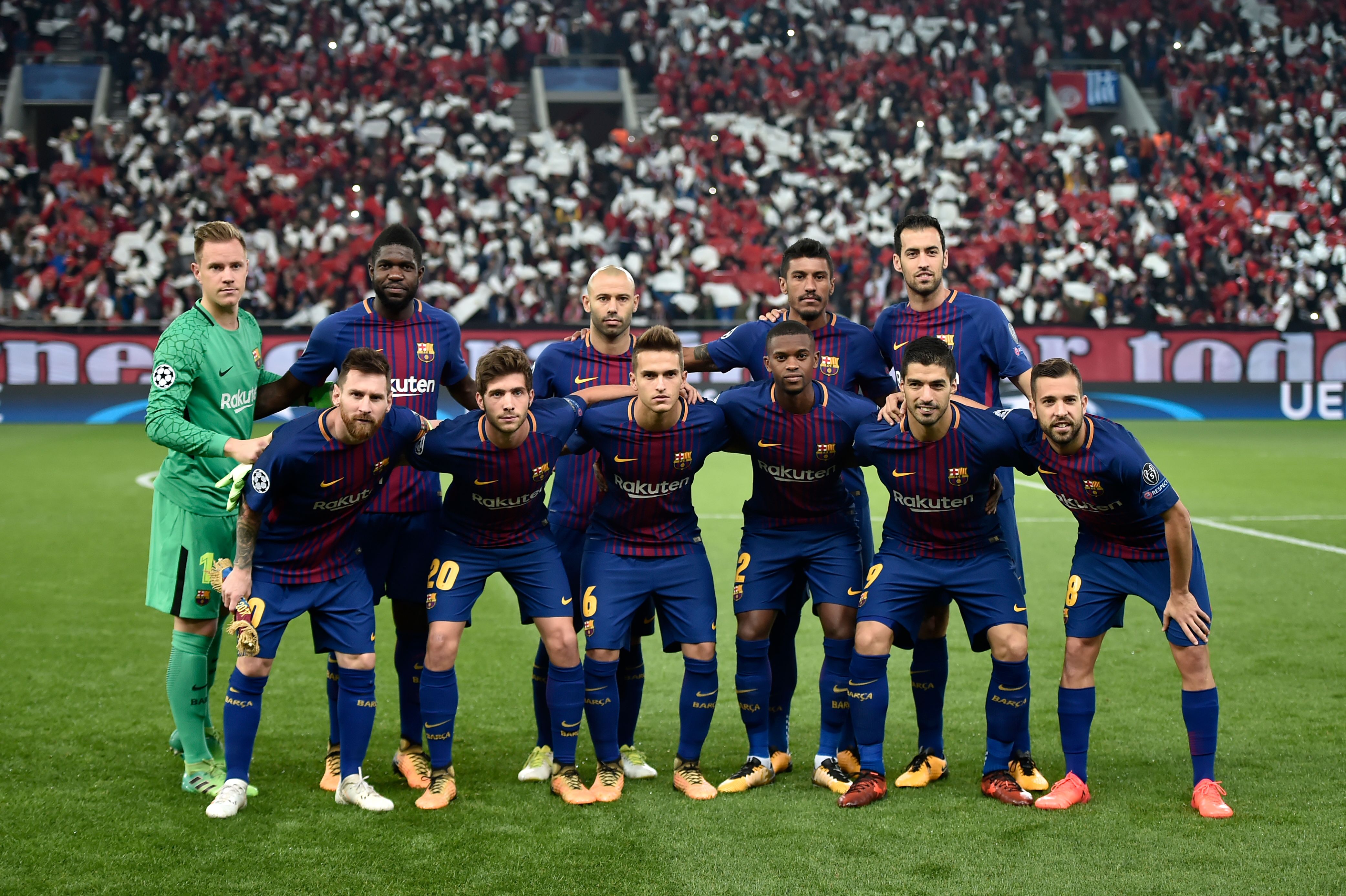 Barcelona team (first row LtoR) Barcelona's Argentinian forward Lionel Messi, Barcelona's Spanish midfielder Sergi Roberto, Barcelona's Spanish midfielder Denis Suarez, Barcelona's Portuguese defender Nelson Semedo, Barcelona's Uruguayan forward Luis Suarez, Barcelona's Spanish defender Jordi Alba (second row LtoR) Barcelona's German goalkeeper Marc-Andre Ter Stegen, Barcelona's French defender Samuel Umtiti, Barcelona's Argentinian defender Javier Mascherano, Barcelona's Brazilian midfielder Paulinho and Barcelona's Spanish midfielder Sergio Busquets, pose prior to the UEFA Champions League group D football match between FC Barcelona and Olympiakos FC at the Karaiskakis stadium in Piraeus near Athens on October 31, 2017. / AFP PHOTO / Louisa GOULIAMAKI (Photo credit should read LOUISA GOULIAMAKI/AFP/Getty Images)