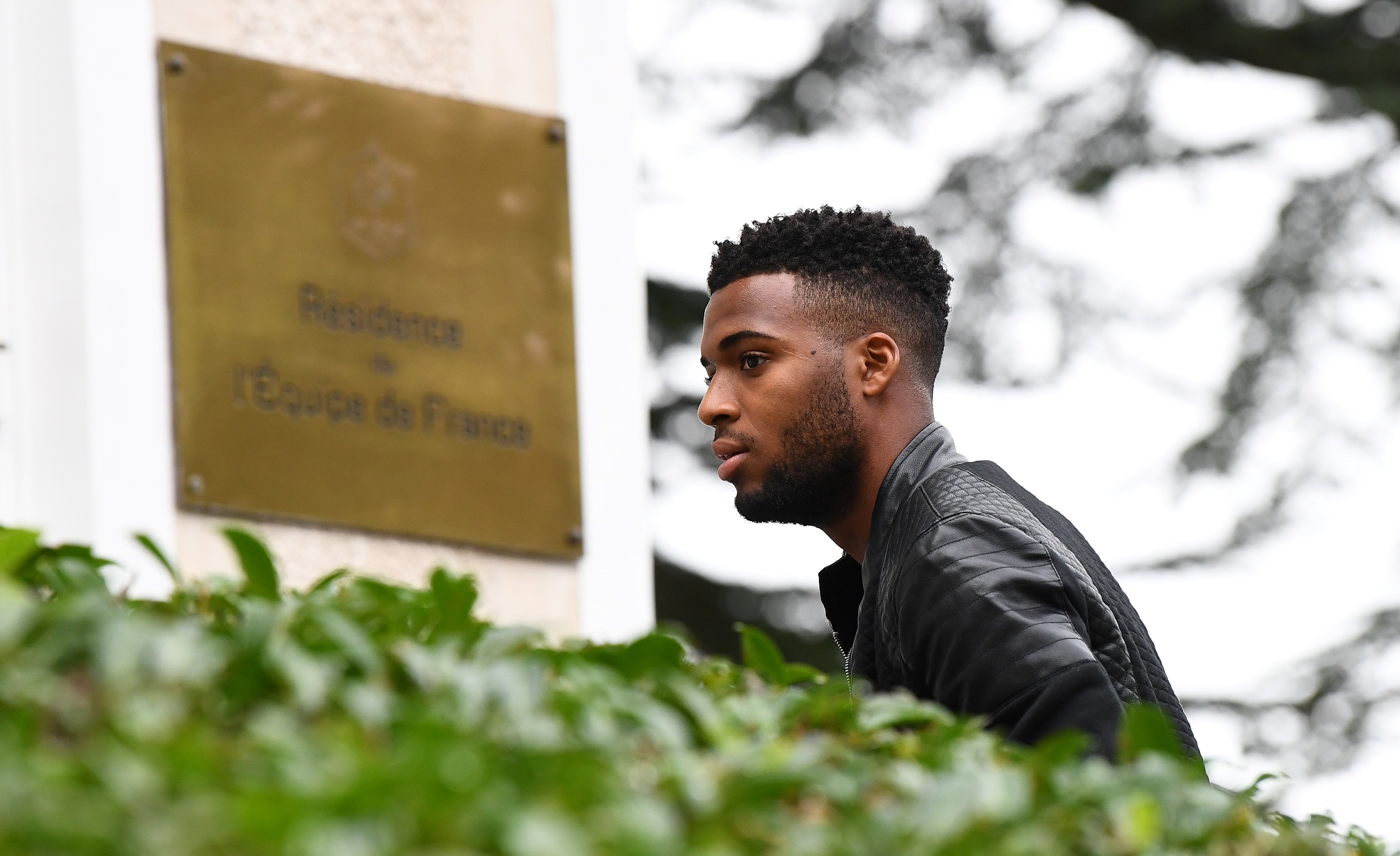 France's forward Thomas Lemar arrives in Clairefontaine-en-Yvelines on October 2, 2017, to take part in the team's upcoming preparation for the FIFA World Cup 2018 qualifying football matches. / AFP PHOTO / FRANCK FIFE (Photo credit should read FRANCK FIFE/AFP/Getty Images)
