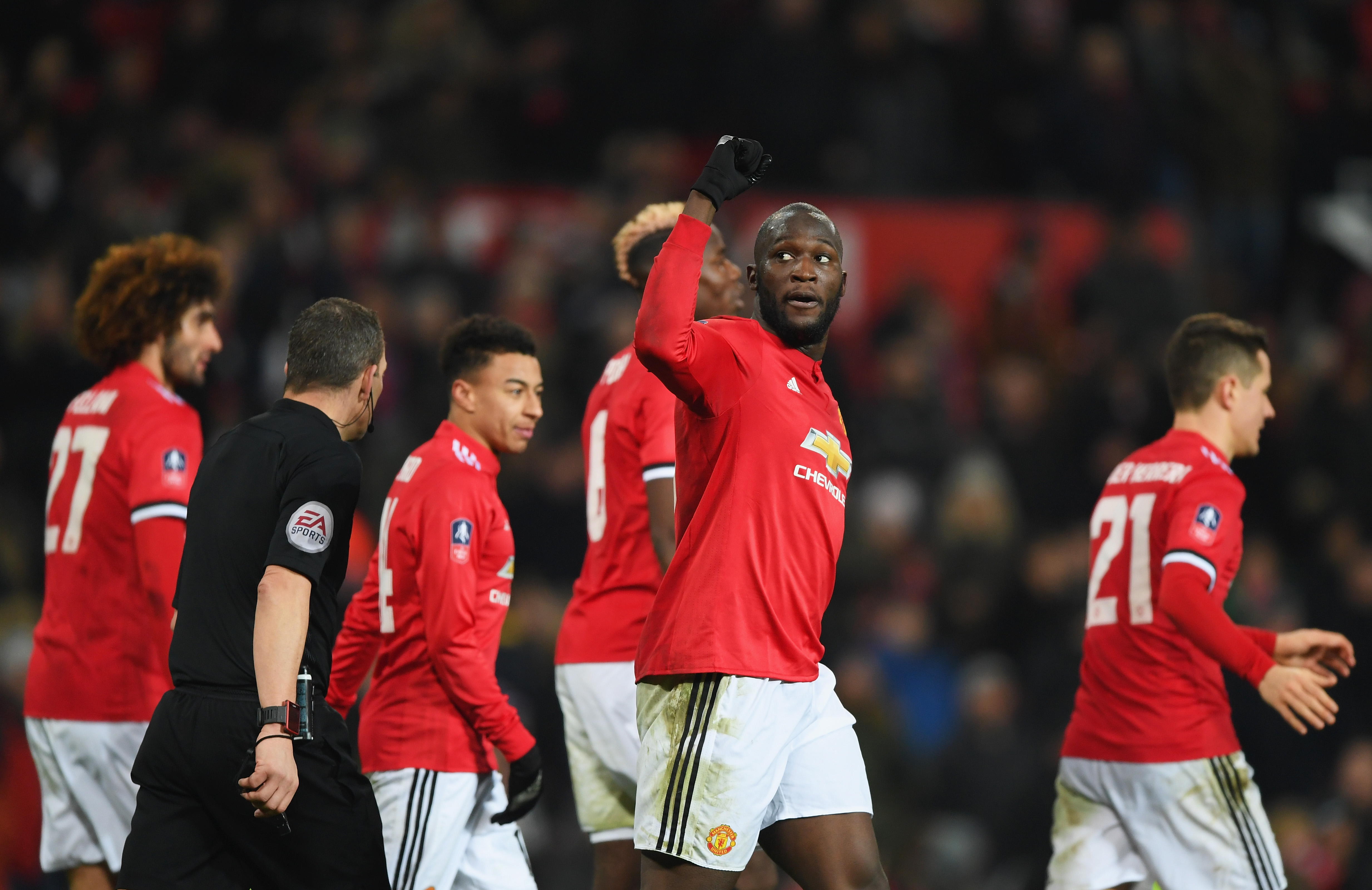 MANCHESTER, ENGLAND - JANUARY 05: Romelu Lukaku of Manchester United (2R) celebrates as he scores their second goal during the Emirates FA Cup Third Round match between Manchester United and Derby County at Old Trafford on January 5, 2018 in Manchester, England. (Photo by Shaun Botterill/Getty Images)