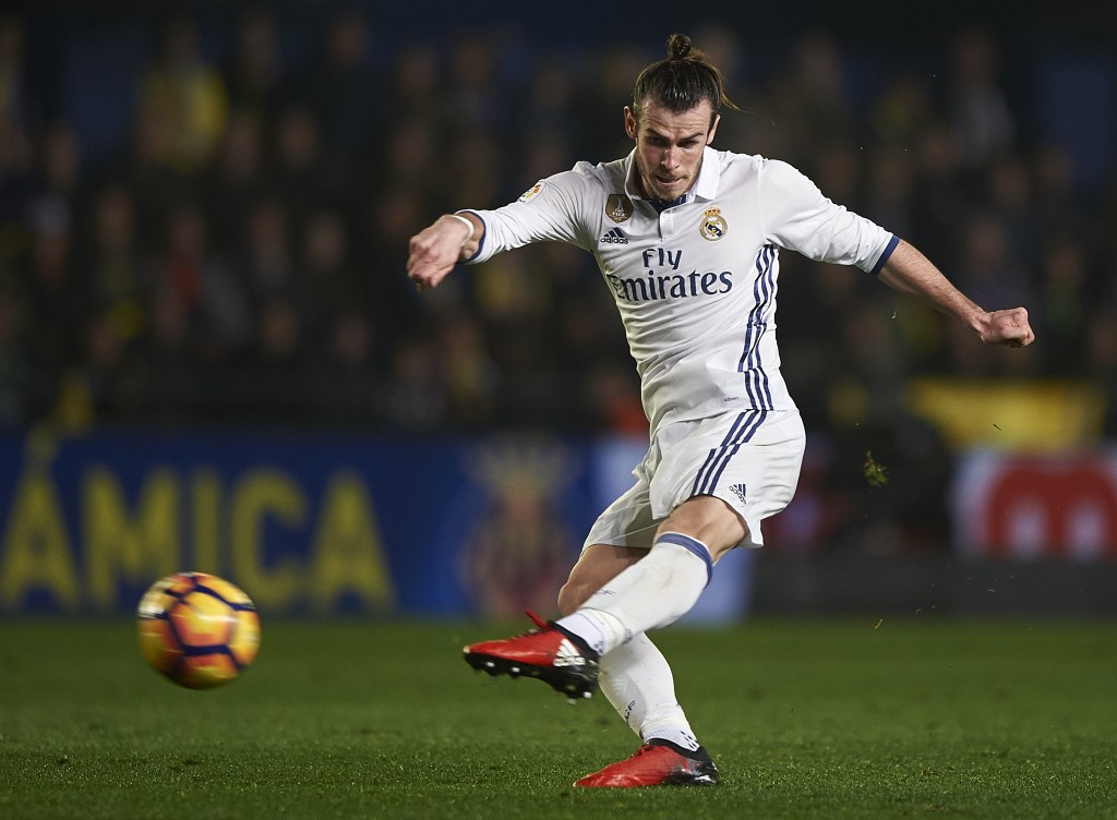 VILLARREAL, SPAIN - FEBRUARY 26: Gareth Bale of Real Madrid in action during the La Liga match between Villarreal CF and Real Madrid at Estadio de la Ceramica on February 26, 2017 in Villarreal, Spain. (Photo by Fotopress/Getty Images)