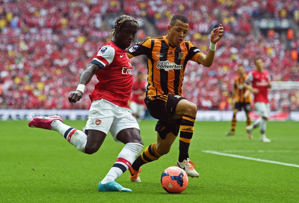 LONDON, ENGLAND - MAY 17: Bacary Sagna of Arsenal takes on Liam Rosenior of Hull City during the FA Cup with Budweiser Final match between Arsenal and Hull City at Wembley Stadium on May 17, 2014 in London, England. (Photo by Shaun Botterill/Getty Images)