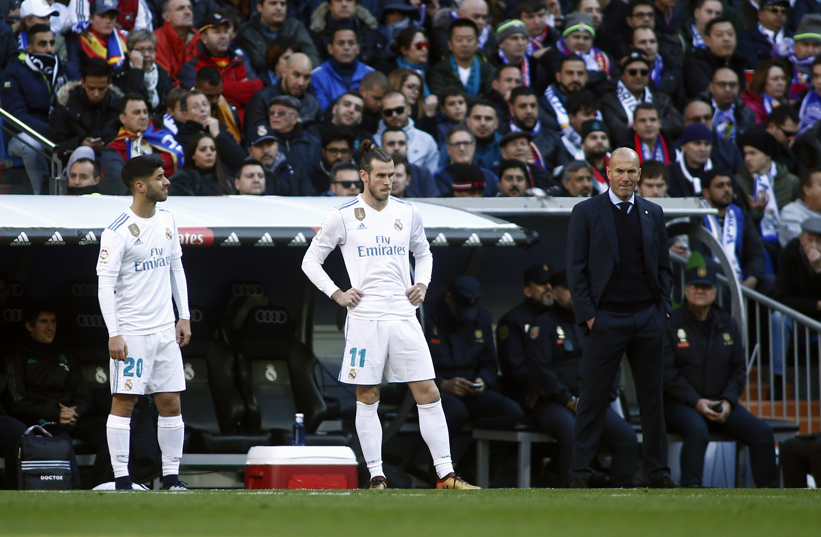Who will the manager choose? (Picture Courtesy - AFP/Getty Images)