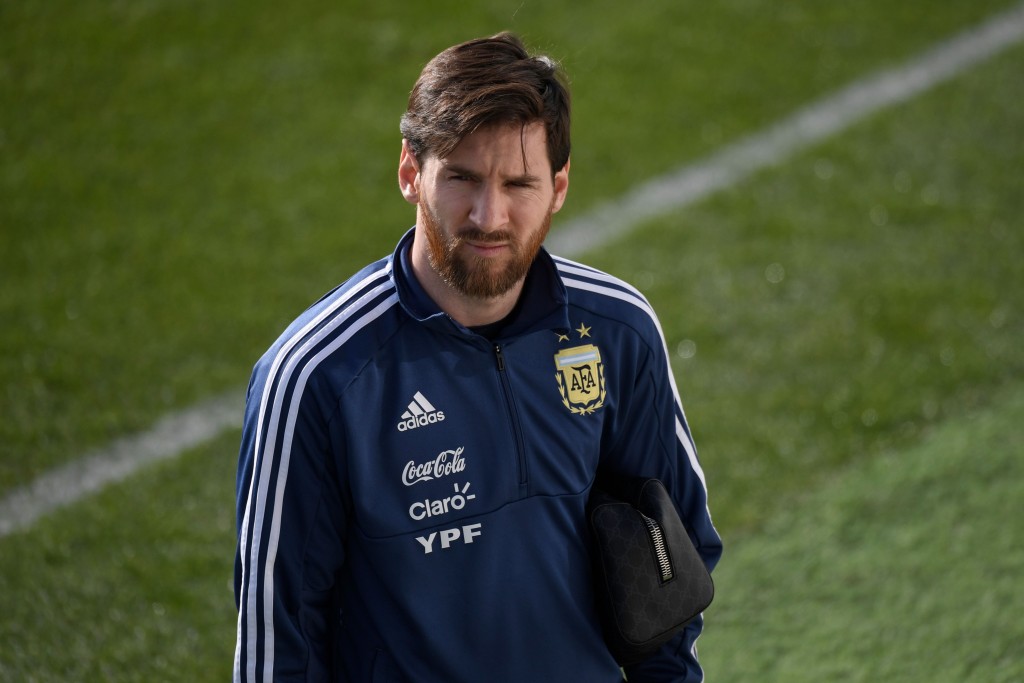 Argentina's forward Lionel Messi attends a training session in Madrid on March 25, 2018 ahead of an international friendly football match between Spain and Argentina. / AFP PHOTO / GABRIEL BOUYS (Photo credit should read GABRIEL BOUYS/AFP/Getty Images)
