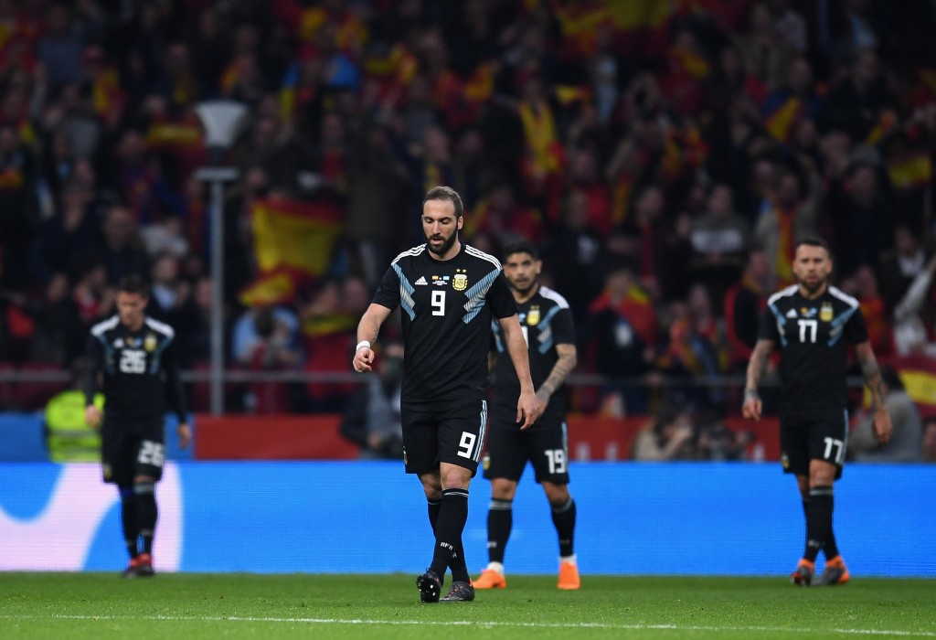 MADRID, SPAIN - MARCH 27: Gonzalo Higuain of Argentina looks dejected during the International Friendly between Spain and Argentina on March 27, 2018 in Madrid, Spain. (Photo by David Ramos/Getty Images)