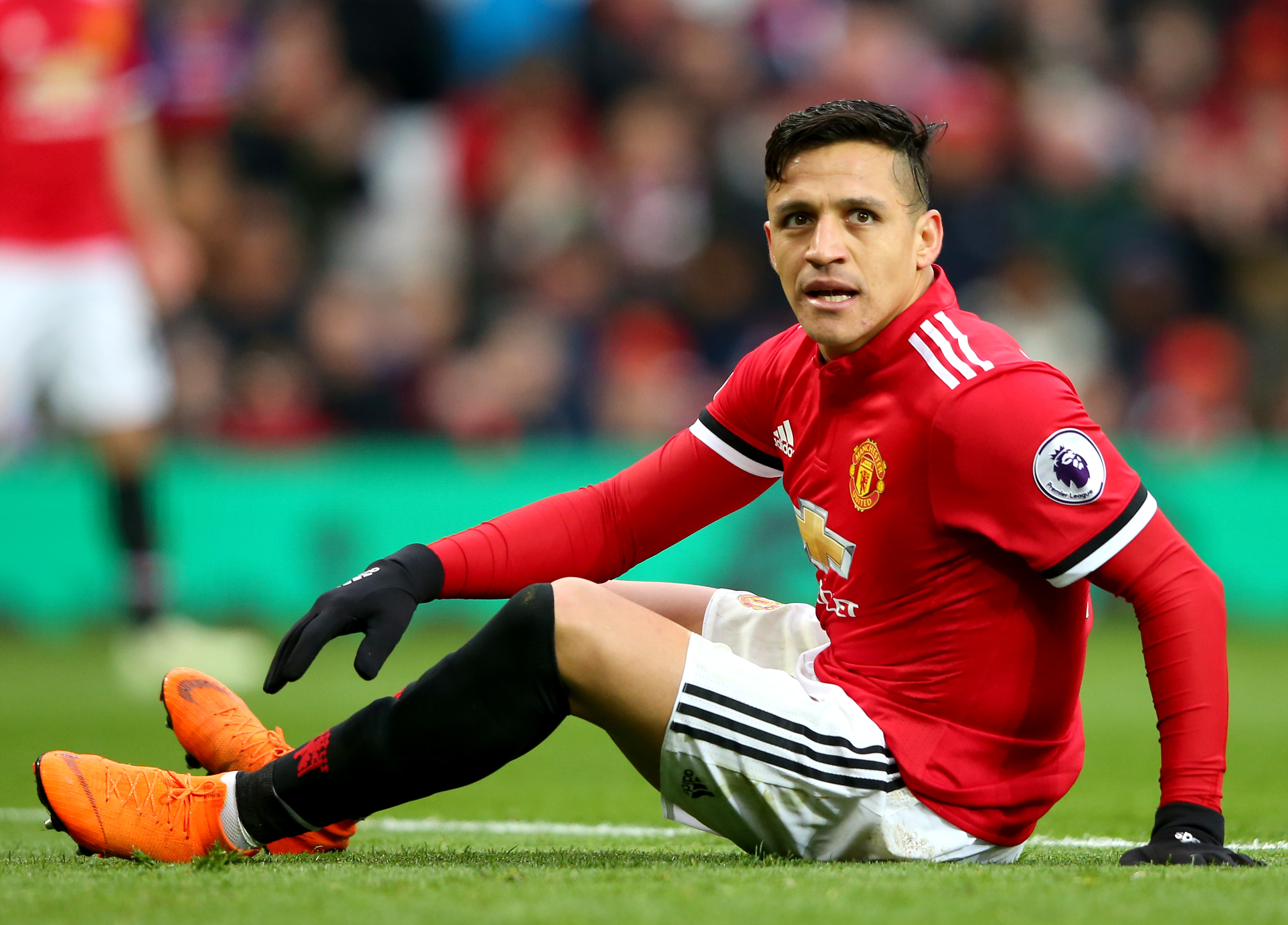MANCHESTER, ENGLAND - MARCH 31: Alexis Sanchez of Manchester United reacts during the Premier League match between Manchester United and Swansea City at Old Trafford on March 31, 2018 in Manchester, England. (Photo by Alex Livesey/Getty Images)