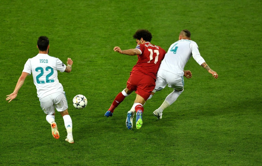 The tussle between Ramos and Salah was a major talking point in the match. (Photo courtesy - Mike Hewitt/Getty Images)