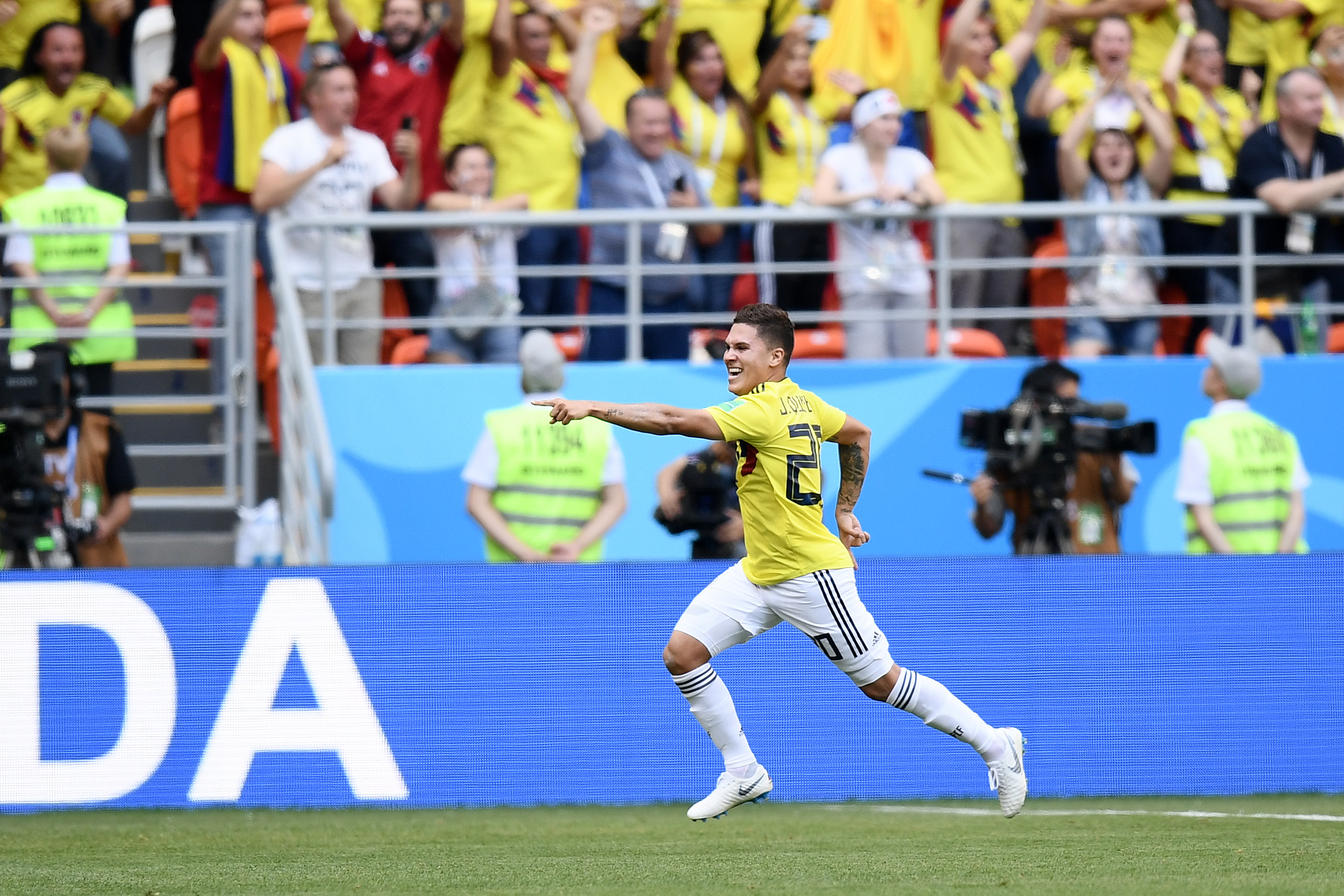 SARANSK, RUSSIA - JUNE 19: Juan Quintero of Colombia celebrates after scoring his team's first goal during the 2018 FIFA World Cup Russia group H match between Colombia and Japan at Mordovia Arena on June 19, 2018 in Saransk, Russia. (Photo by Carl Court/Getty Images)