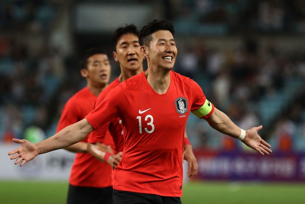 Heung-min Son's popularity is sky hih among South Koreans and is one of the most recognised stars of his country. (Photo courtesy: Chung Sung-Jun/Getty Images)