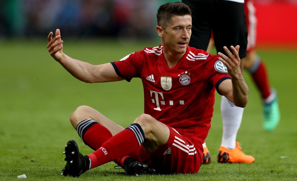Lewandowski's future hangs in the balance. (Photo courtesy - Lars Baron/Bongarts/Getty Images)