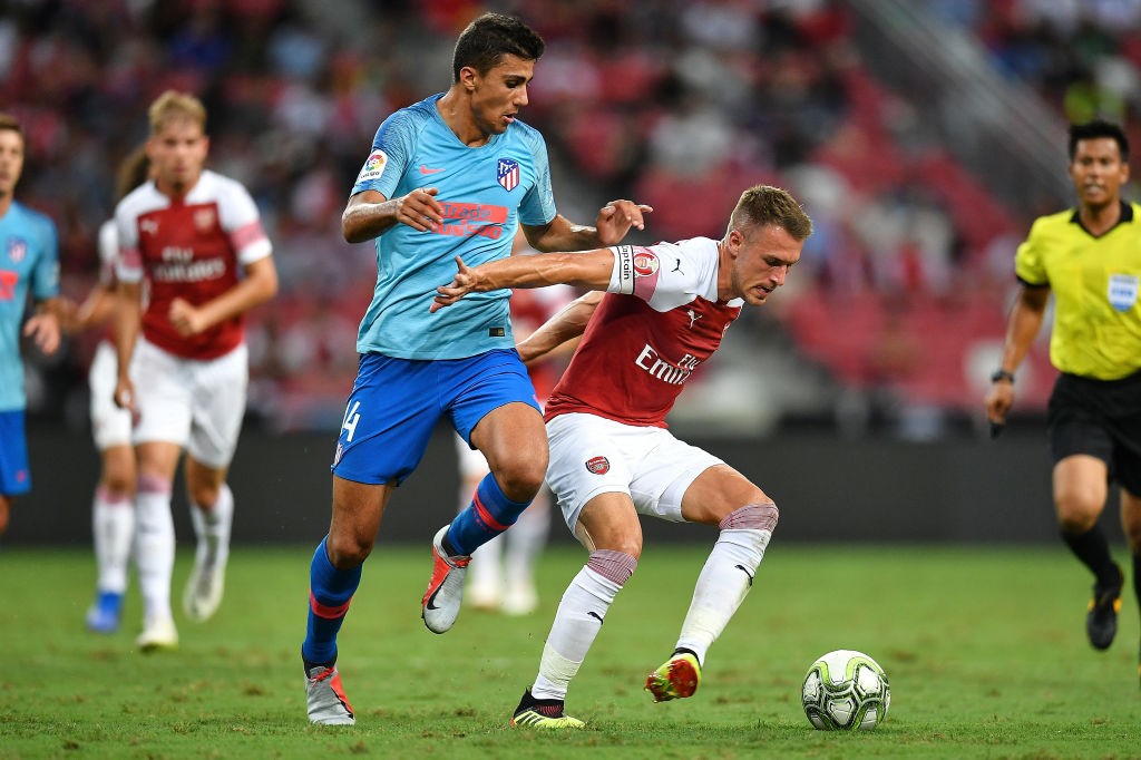 Aaron Ramsey is yet to agree a new deal at Arsenal and enters the final 12 months of his current contract. (Courtesy: AFP/Getty)