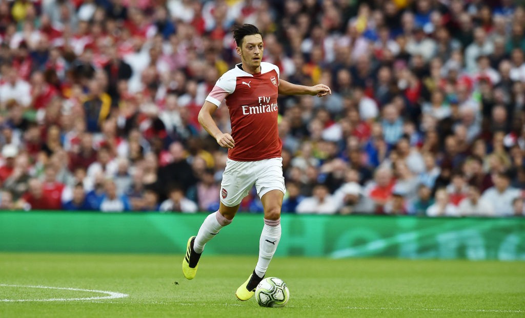 Mesut Ozil is linked with a January move to Fenerbahce after reports of a rift with Unai Emery. (Photo courtesy: AFP/Getty)