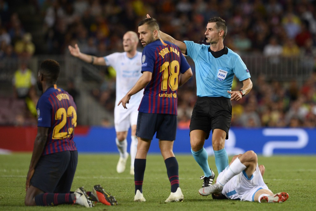 A night to forget for Umtiti. (Photo courtesy - Josep Lago/AFP/Getty Images)