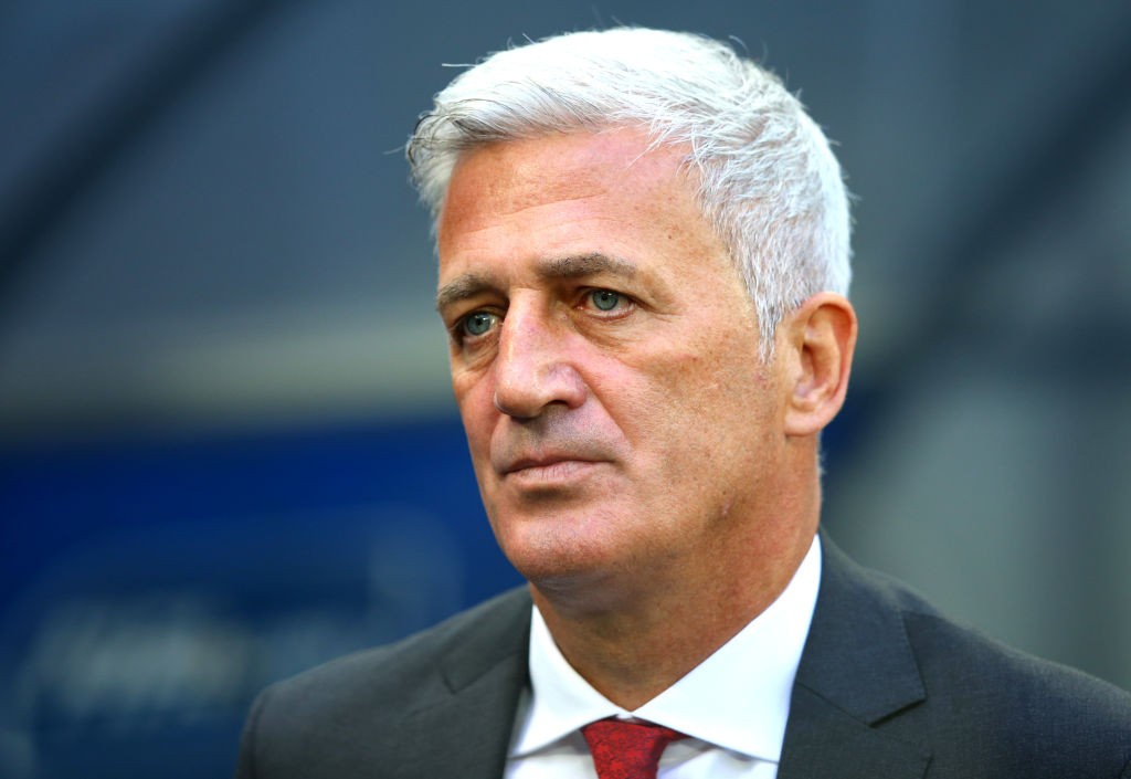 SAINT PETERSBURG, RUSSIA - JULY 03: Vladimir Petkovic, Head coach of Switzerland looks on prior to the 2018 FIFA World Cup Russia Round of 16 match between Sweden and Switzerland at Saint Petersburg Stadium on July 3, 2018 in Saint Petersburg, Russia. (Photo by Alex Livesey/Getty Images)