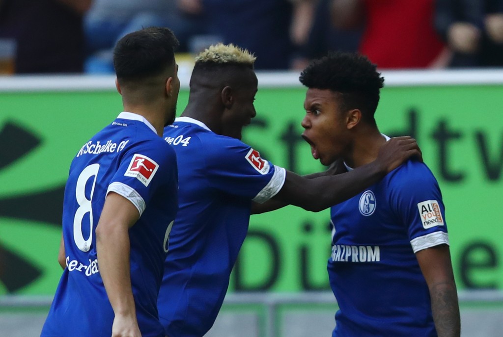 Is McKennie the breakout star for Schalke this season?(Photo by Dean Mouhtaropoulos/Bongarts/Getty Images)