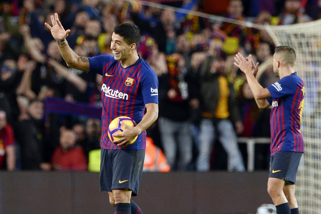 Suarez leads the way (Photo by JOSEP LAGO/AFP/Getty Images)