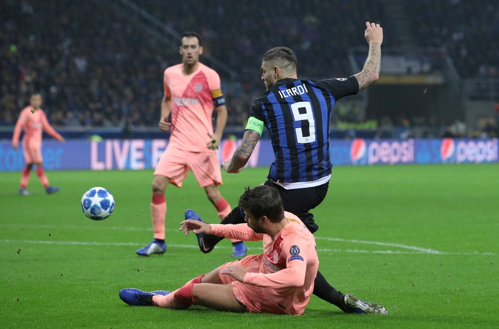 Pique had the measure of Icardi for the most part on Tuesday. (Photo by Emilio Andreoli/Getty Images)