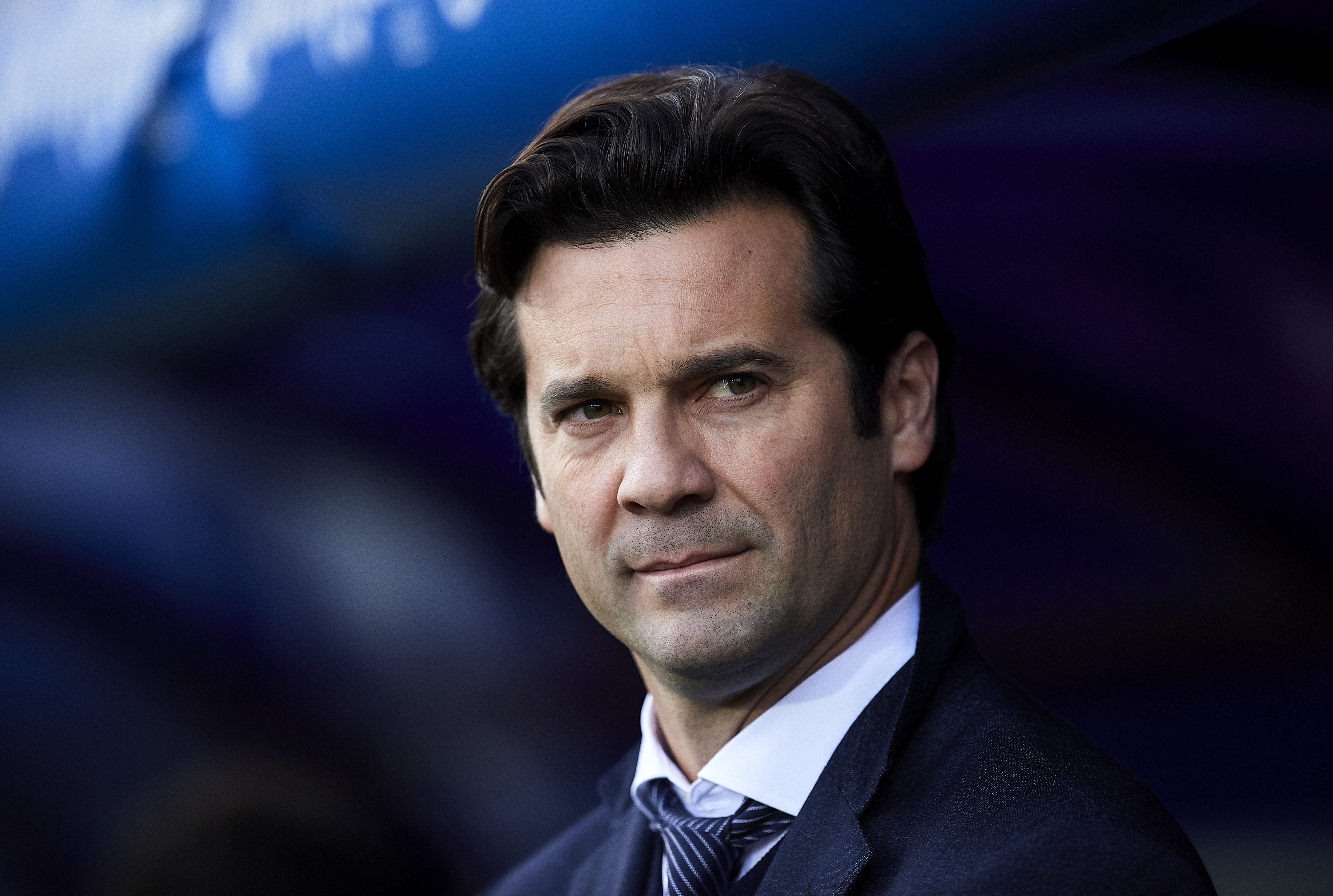 EIBAR, SPAIN - NOVEMBER 24: Head coach Santiago Solari of Real Madrid looks on prior to the start the La Liga match between SD Eibar and Real Madrid CF at Ipurua Municipal Stadium on November 24, 2018 in Eibar, Spain. (Photo by Juan Manuel Serrano Arce/Getty Images)