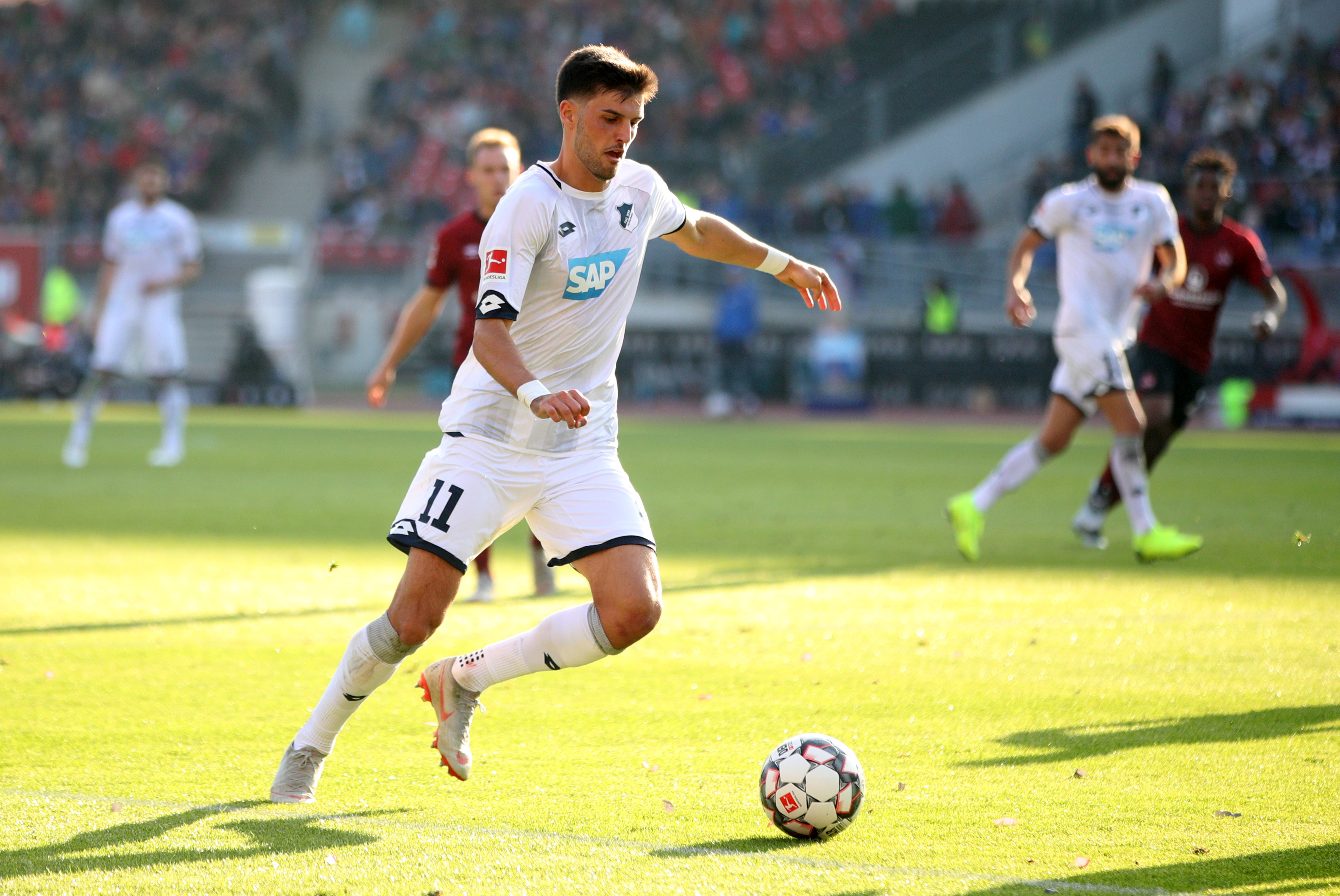 NUREMBERG, GERMANY - OCTOBER 20: Florian Grillitsch of 1899 Hoffenheim shoots during the Bundesliga match between 1. FC Nuernberg and TSG 1899 Hoffenheim at Max-Morlock-Stadion on October 20, 2018 in Nuremberg, Germany. (Photo by Adam Pretty/Bongarts/Getty Images)