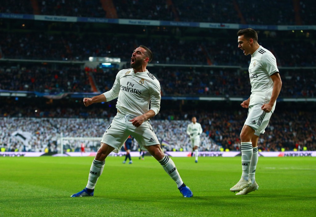 The full-back pairing, on song. (Photo by Gonzalo Arroyo Moreno/Getty Images)