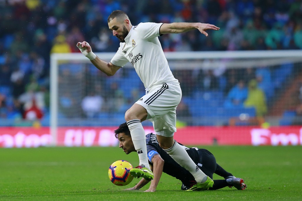A quiet day in the office for Benzema (Photo by Gonzalo Arroyo Moreno/Getty Images)