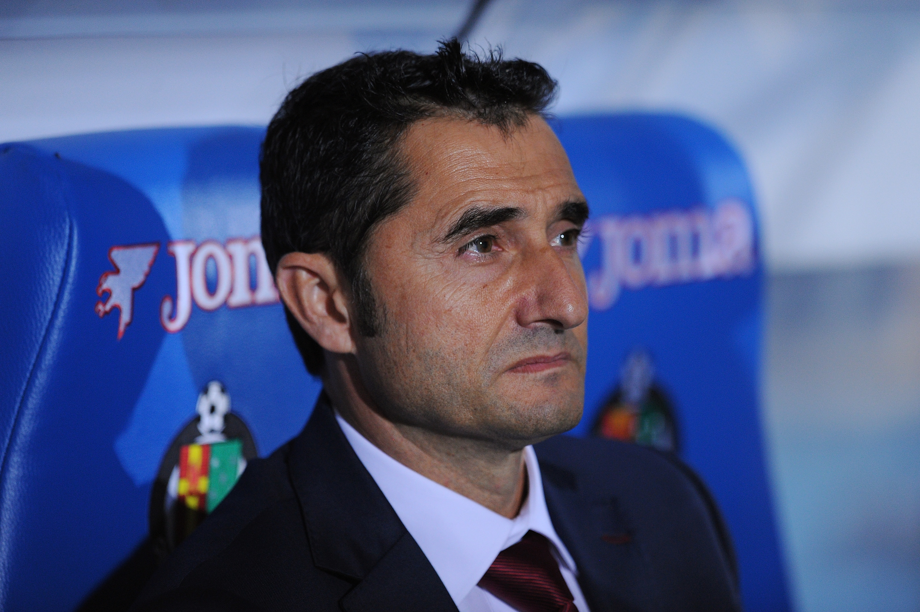 GETAFE, SPAIN - OCTOBER 28: Head coach Ernesto Valverde of Athletic Club looks on during the La Liga match between Getafe CF and Athletic Club at Coliseum Alfonso Perez stadium on October 28, 2013 in Getafe, Spain. (Photo by Denis Doyle/Getty Images)