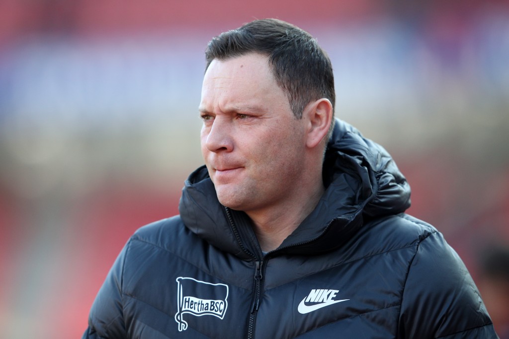 NUREMBERG, GERMANY - JANUARY 20: Pal Dardai, Manager of Hertha BSC looks on prior to the Bundesliga match between 1. FC Nuernberg and Hertha BSC at Max-Morlock-Stadion on January 20, 2019 in Nuremberg, Germany. (Photo by Adam Pretty/Bongarts/Getty Images)