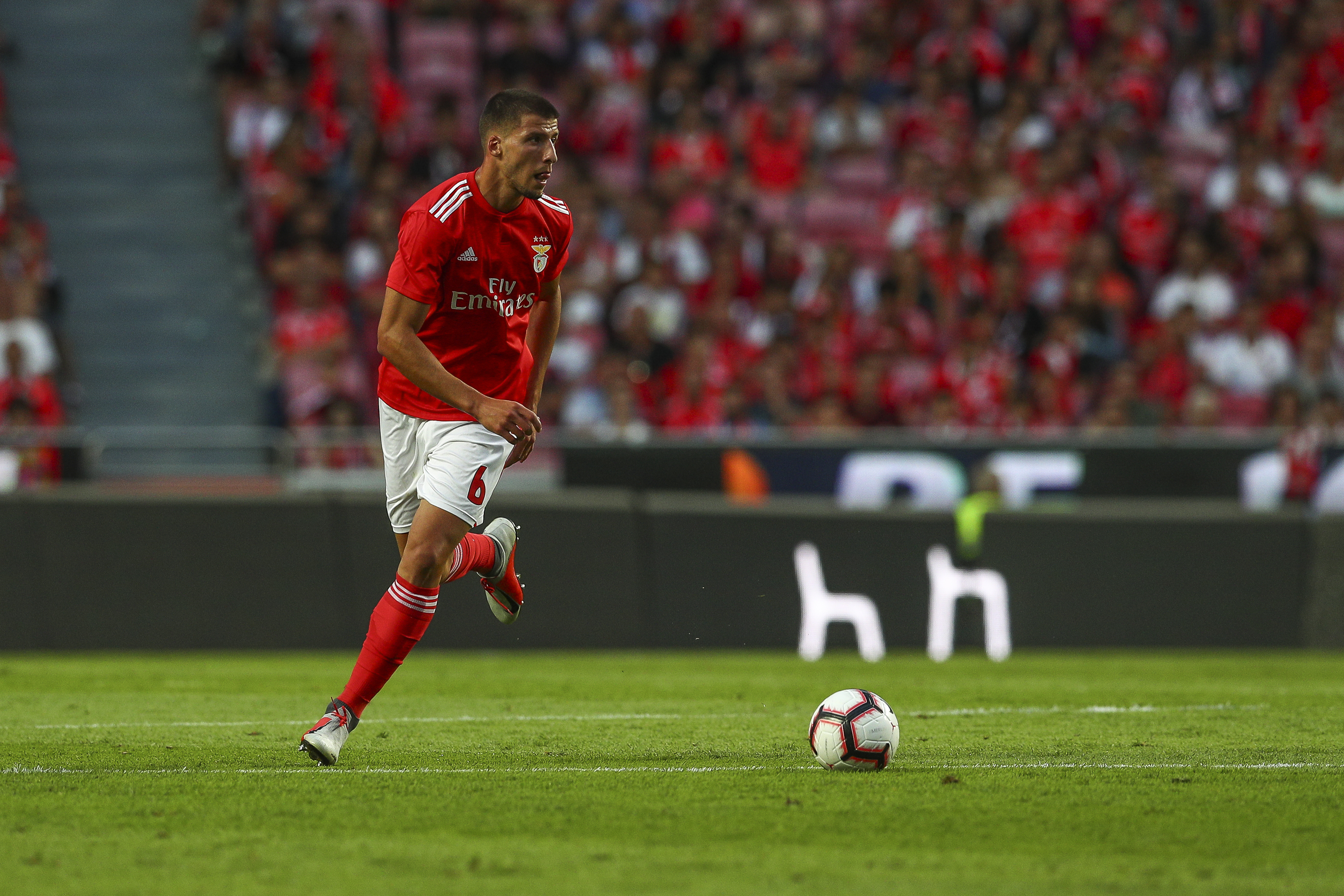 Arsenal want Ruben Dias to replace Koscielny (Photo courtesy: AFP/Getty)
