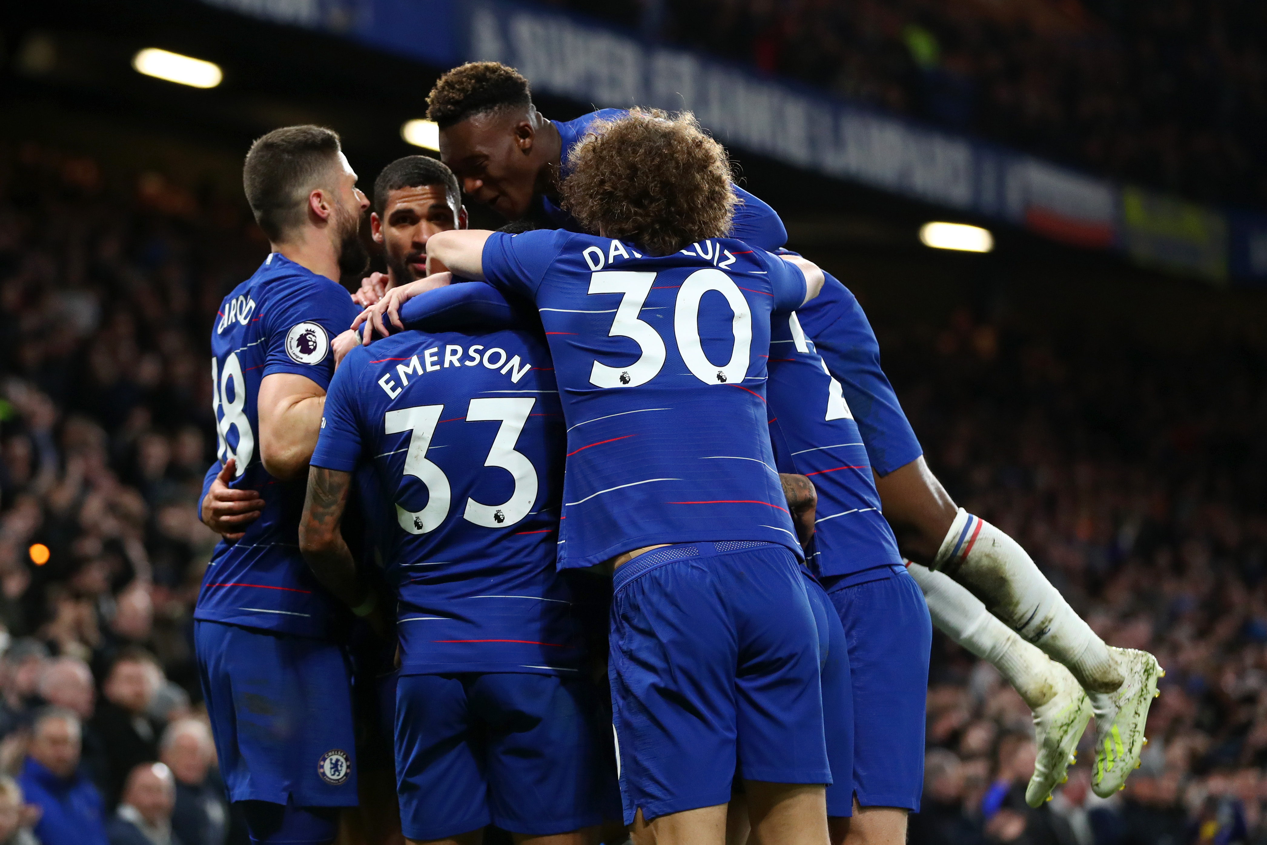 LONDON, ENGLAND - APRIL 03: Eden Hazard of Chelsea celebrates after scoring his team's second goal with his team mates during the Premier League match between Chelsea FC and Brighton & Hove Albion at Stamford Bridge on April 03, 2019 in London, United Kingdom. (Photo by Dan Istitene/Getty Images)