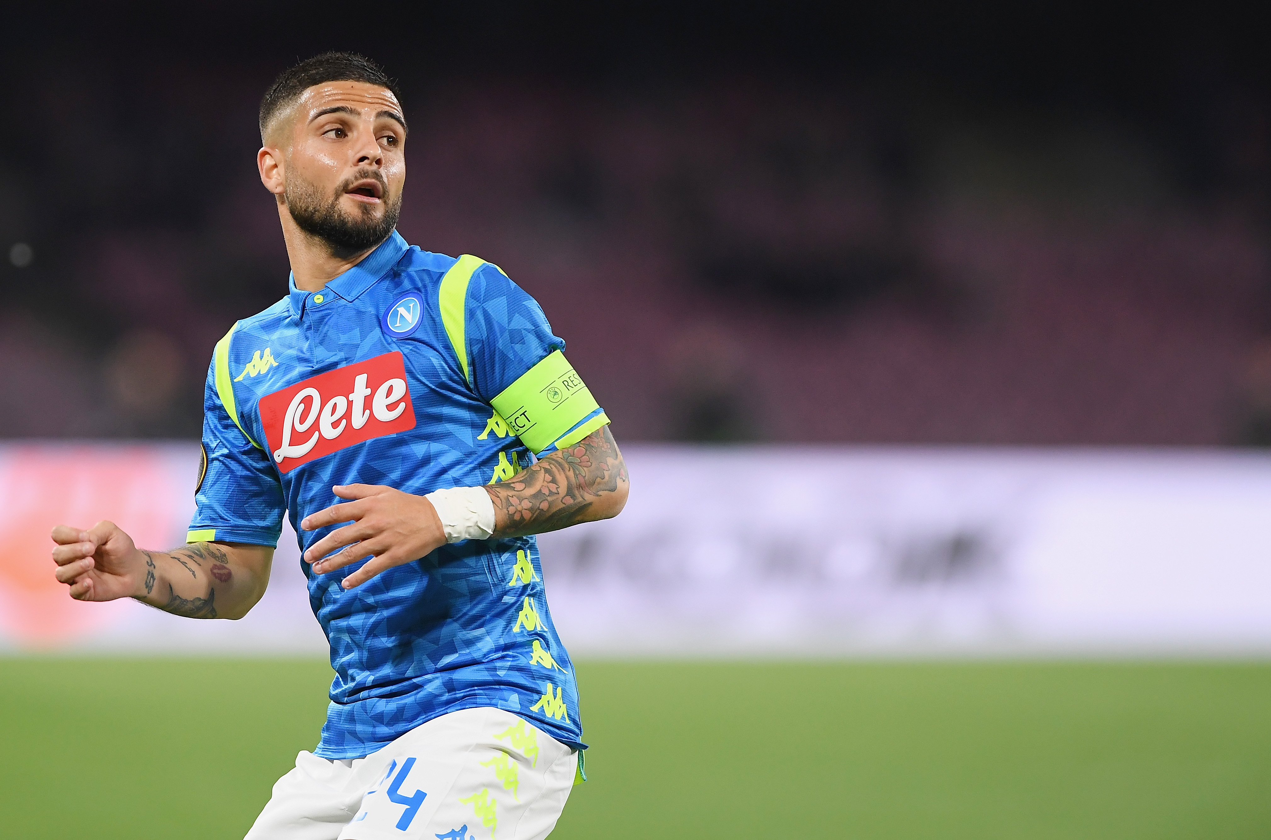 NAPLES, ITALY - APRIL 18:  Lorenzo Insigne of SSC Napoli in action during the UEFA Europa League Quarter Final Second Leg match between S.S.C. Napoli and Arsenal at  Stadio San Paolo on April 18, 2019 in Naples, Italy.  (Photo by Francesco Pecoraro/Getty Images)