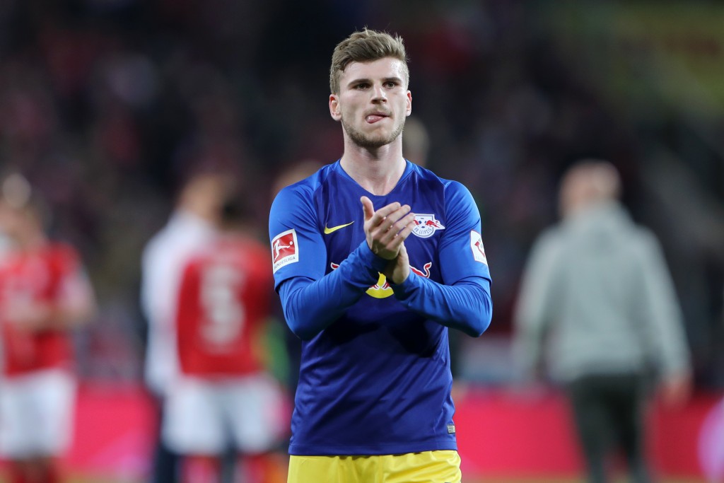 MAINZ, GERMANY - MAY 03: Timo Werner of RB Leipzig shows his appreciation to the fans after the Bundesliga match between 1. FSV Mainz 05 and RB Leipzig at Opel Arena on May 03, 2019 in Mainz, Germany. (Photo by Simon Hofmann/Bongarts/Getty Images)