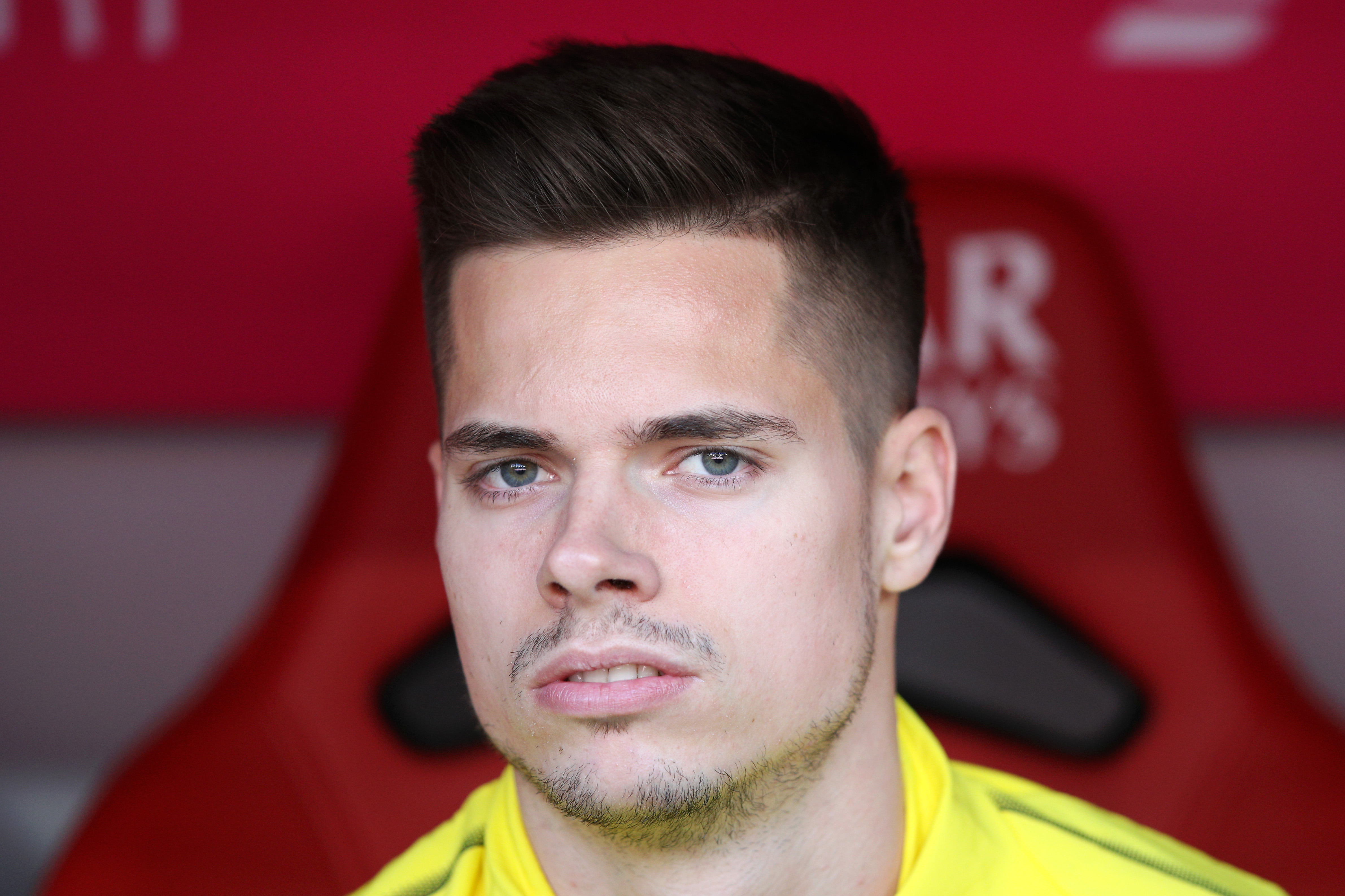 MUNICH, GERMANY - APRIL 06:  Julian Weigl of Borussia Dortmund looks on prior to the Bundesliga match between FC Bayern Muenchen and Borussia Dortmund at Allianz Arena on April 06, 2019 in Munich, Germany. (Photo by Adam Pretty/Bongarts/Getty Images)