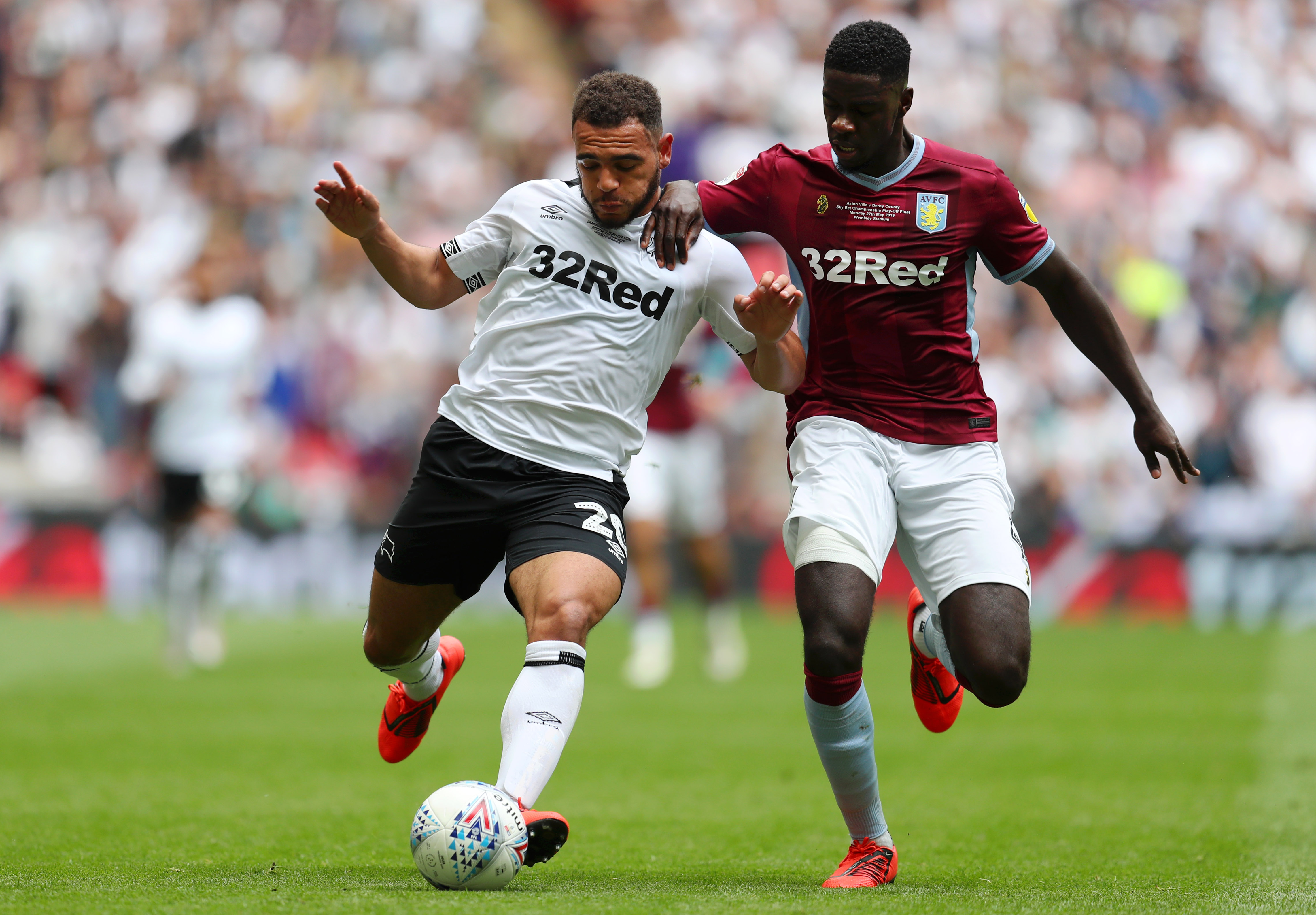 Tuanzebe set for a new Manchester United contract (Photo by Catherine Ivill/Getty Images)