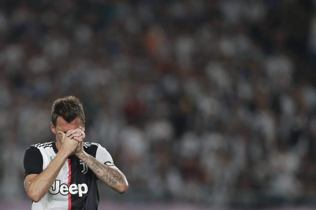 Mandzukic may be joining Dybala on the journey to Manchester United. (Picture Courtesy - AFP/Getty Images0