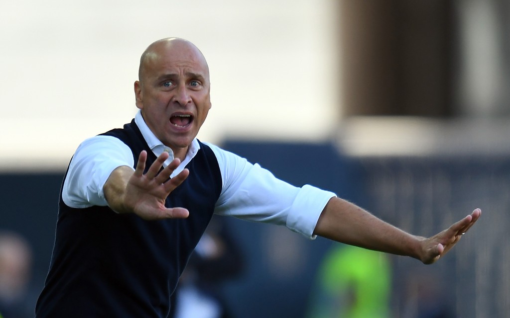 UDINE, ITALY - SEPTEMBER 21: Eugenio Corini head coach of Brescia Calcio gestures during the Serie A match between Udinese Calcio and Brescia Calcio at Stadio Friuli on September 21, 2019 in Udine, Italy. (Photo by Alessandro Sabattini/Getty Images)