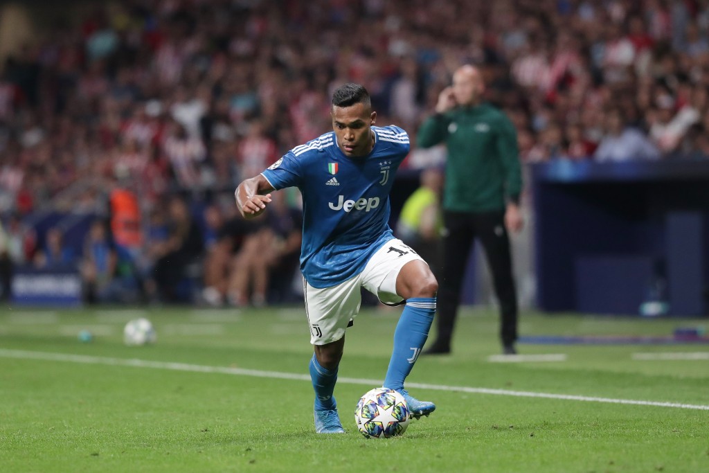 Alex Sandro is set to return. (Photo by Gonzalo Arroyo Moreno/Getty Images)