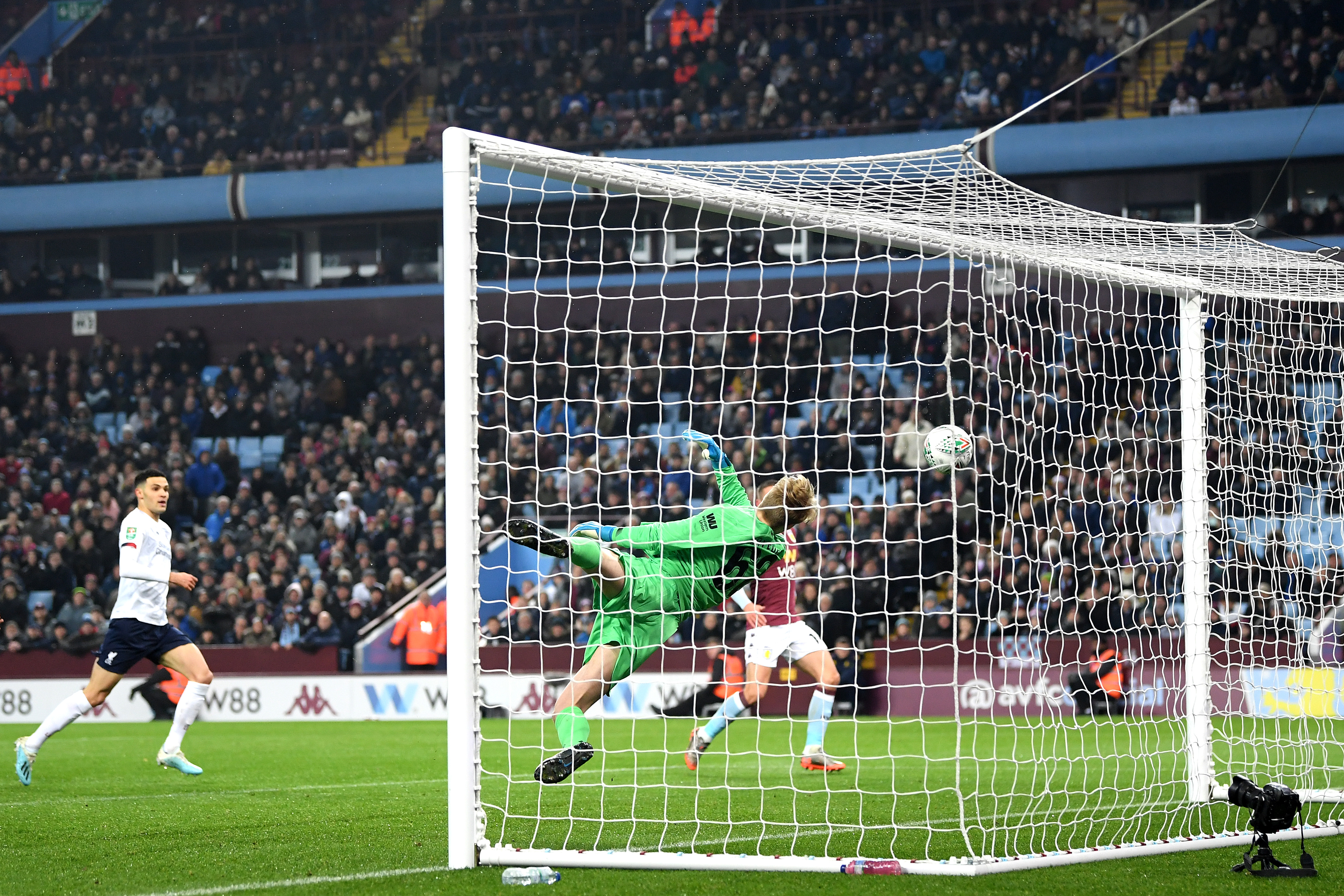 Brighton & Hove Albion tracking Caoimhin Kelleher situation.