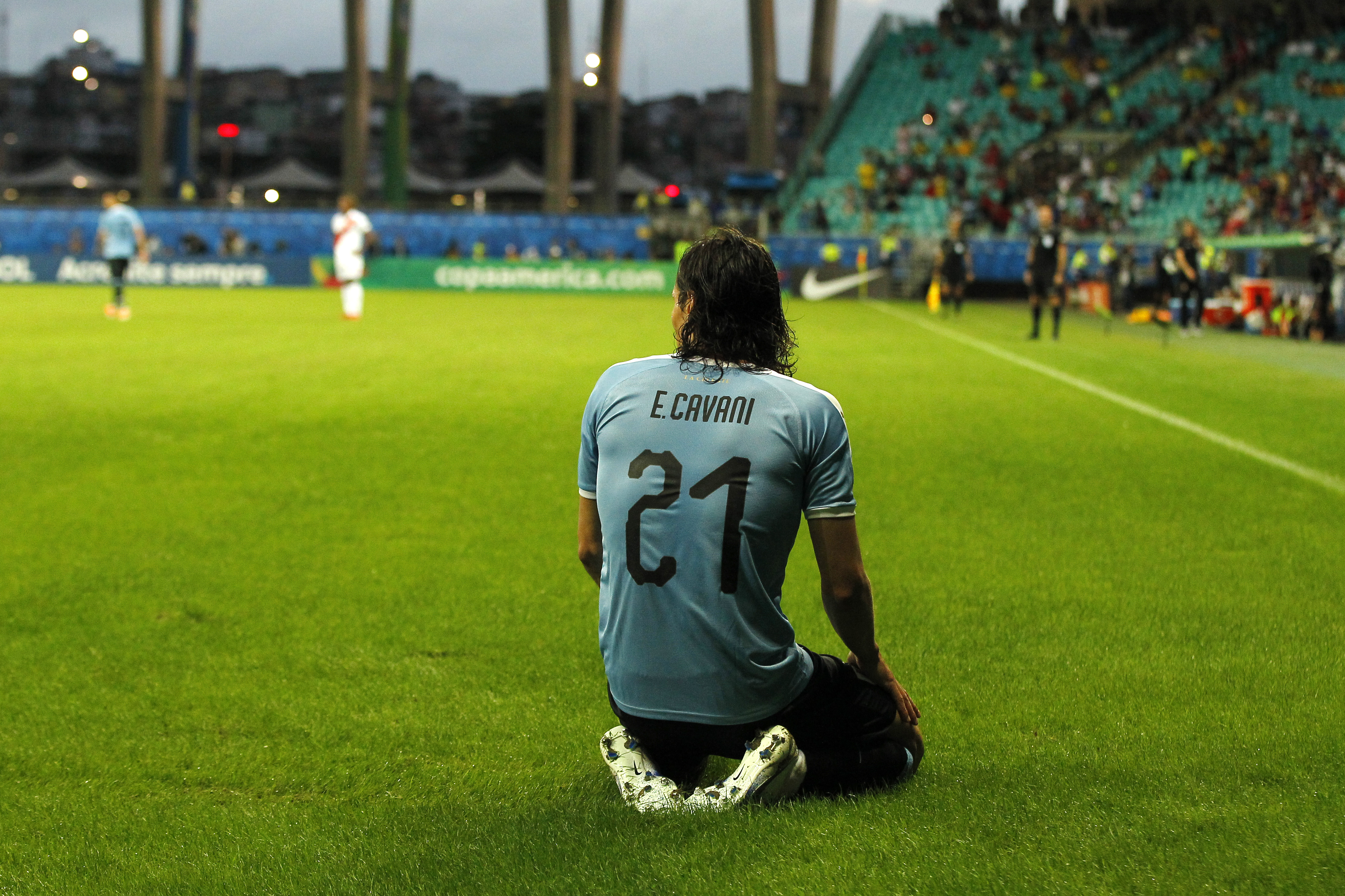 Cavani will leave Manchester United in the summer. (Photo by Wagner Meier/Getty Images)