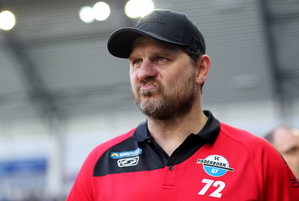 PADERBORN, GERMANY - FEBRUARY 15: Head coach Steffen Baumgart of Paderborn looks on prior to the Bundesliga match between SC Paderborn 07 and Hertha BSC at Benteler Arena on February 15, 2020 in Paderborn, Germany. (Photo by Christof Koepsel/Bongarts/Getty Images)