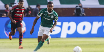 Palmeiras v Flamengo - Copa CONMEBOL Libertadores 2025 Final Lima, Peru - November 29: Allan Elias of Palmeiras during the Copa CONMEBOL Libertadores 2025 Final match between Palmeiras and Flamengo at Estadio Monumental U de Lima. Copyright: xLatinxSportxImagesx